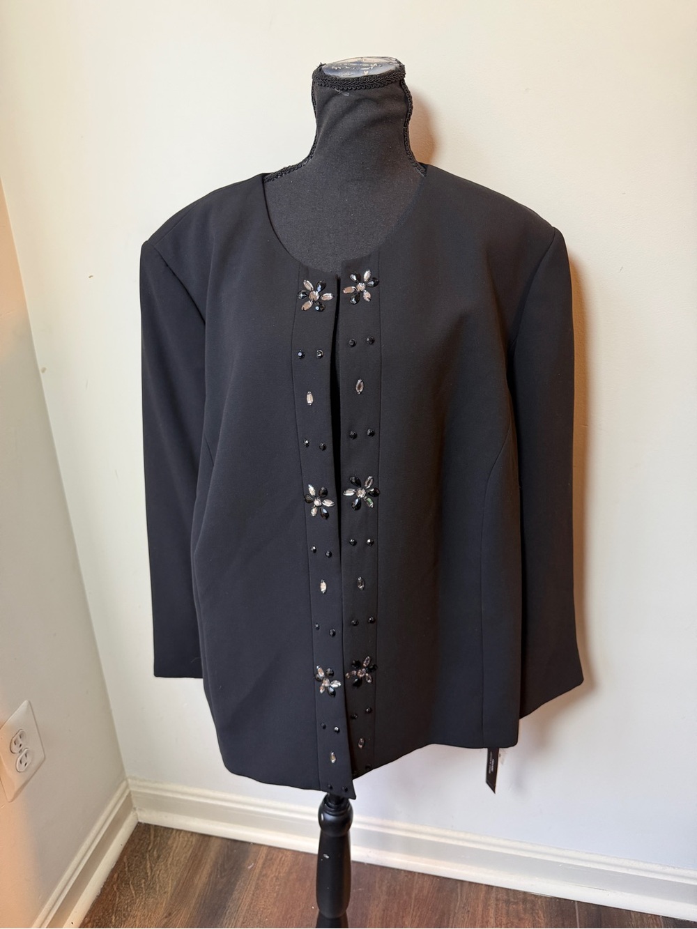 Tahari Arthur S. Levine Black Embellished Jacket Blazer Plus Size 24W
